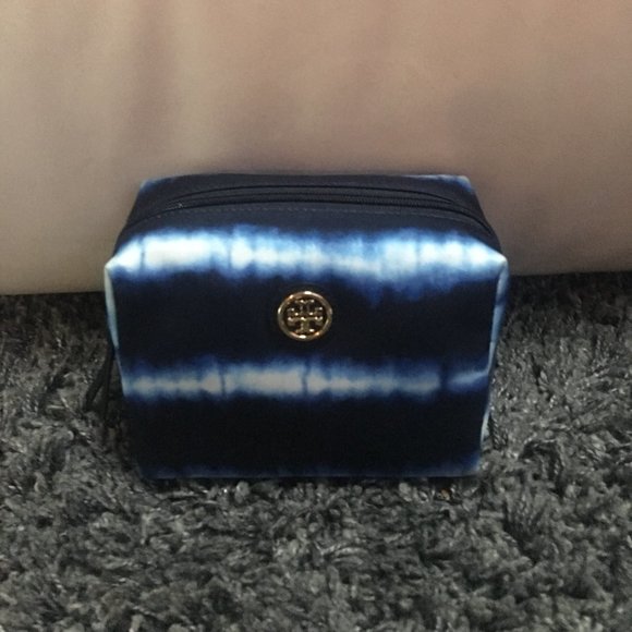 Tory Burch Printed Brigitte Cosmetic Pouch - Picture 7 of 7